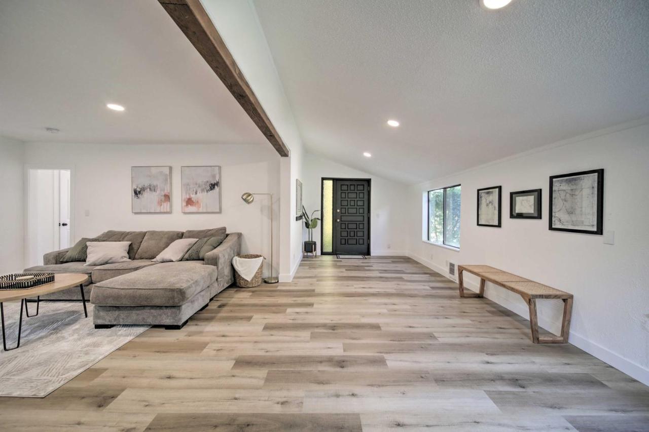 Bright And Airy Liberty Lake Abode With Backyard! Exterior foto
